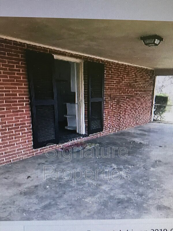 Building Photo - 120 Alvin Ln