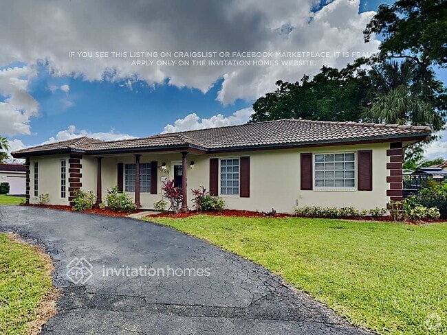 Building Photo - 4095 NW 79th Ave