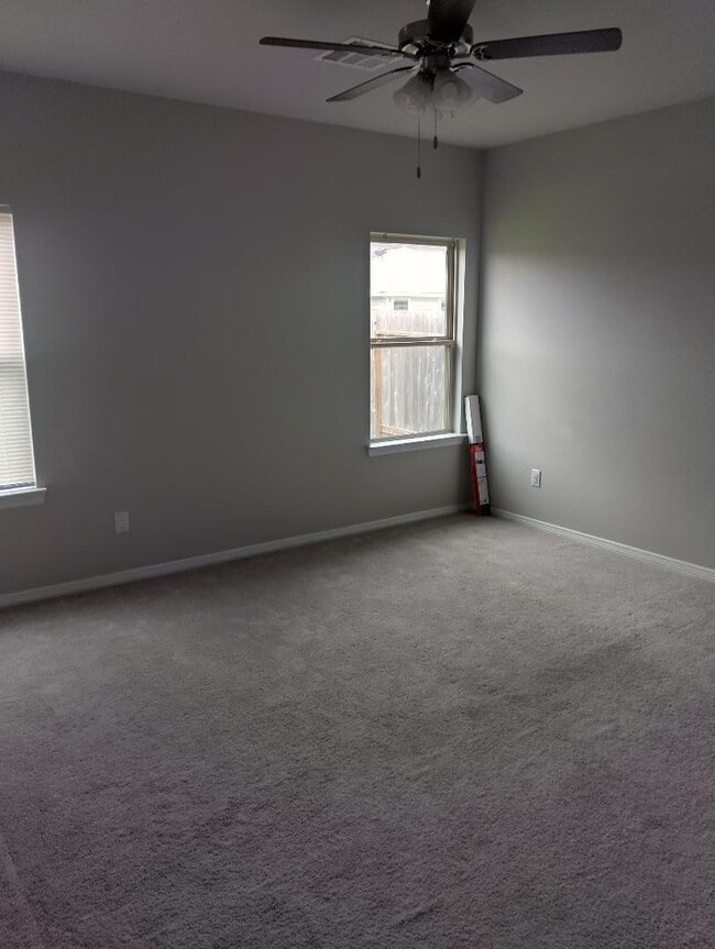 Foto del edificio - 24807 Russet Bluff Trl