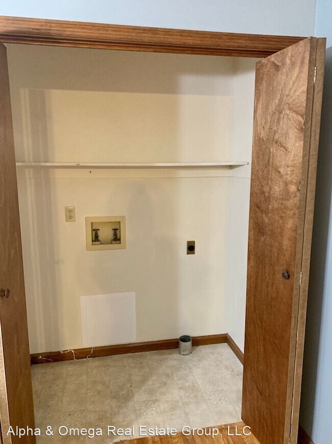 Building Photo - 3 br, 2 bath House - 481 Reed St