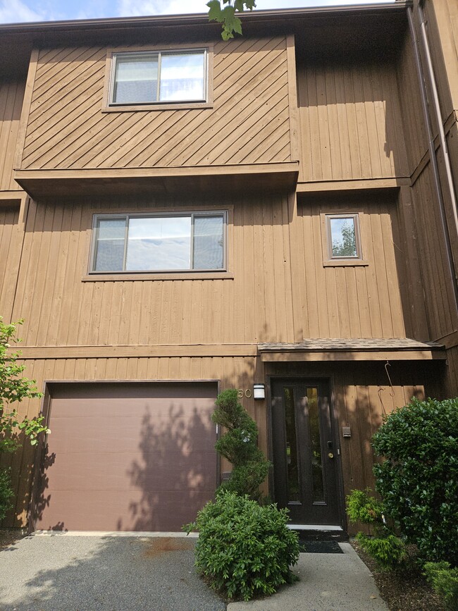Building Photo - 50 Alana Dr