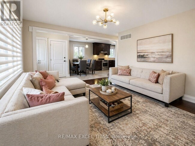 Building Photo - 77 Culford Rd