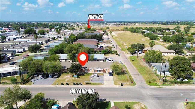 Foto del edificio - 102 S Holland Ave
