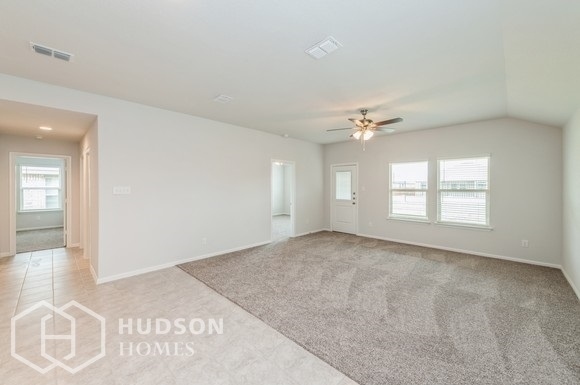 Foto del edificio - NEW CONSTRUCTION NOW AVAILABLE! 16537 MILW...