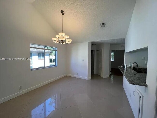 Foto del edificio - 9403 SW 138th Pl