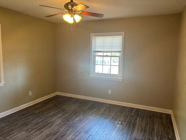 Foto del edificio - 1407B W Gentilly Rd.