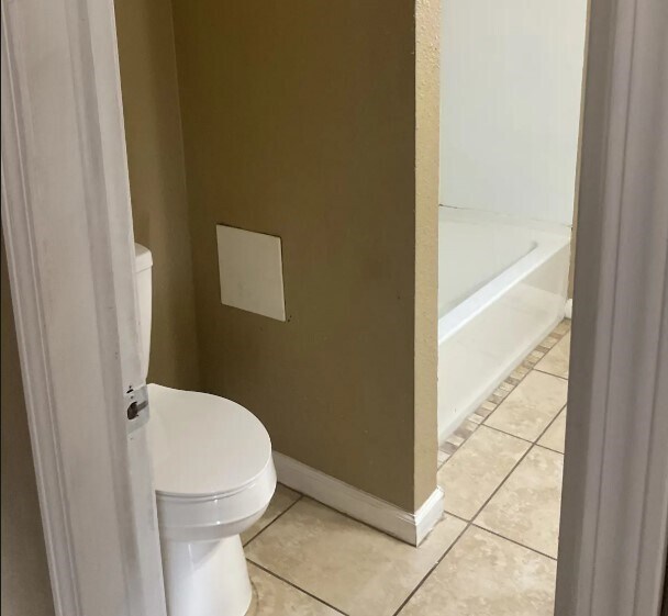 Building Photo - 1500 Oleander Dr