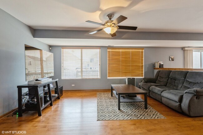 Foto del edificio - 1755 Alexandria Ln