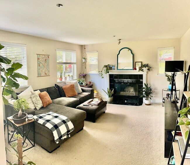 Large living room area with fire place - 6700 NE 182nd St