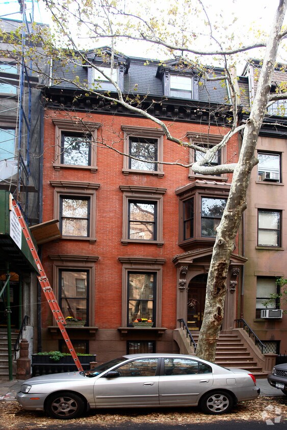 Building Photo - 48 Remsen St