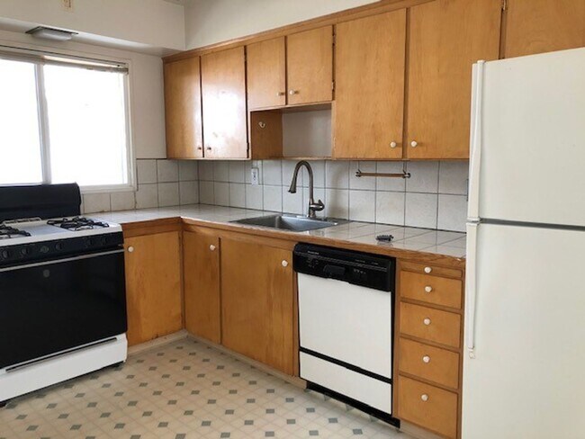 Foto del edificio - 4795 SW Maple Ave