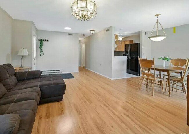 Foto del edificio - 479 Fairway Ct