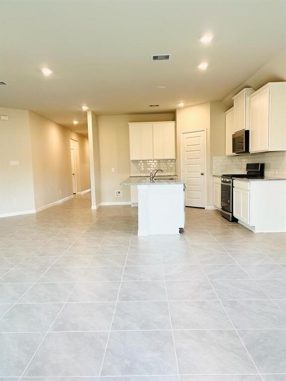 Building Photo - 531 Woodley Way
