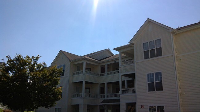 Foto del edificio - The Pointe @ Apex Apartments