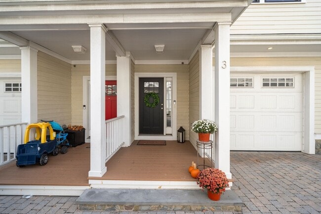 Photo - 30 Park St (Boston, MA) Townhome