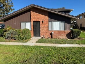 Building Photo - 12112 Orange Crest Ct
