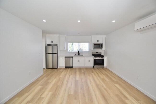 Foto del edificio - 11645 Moorpark St