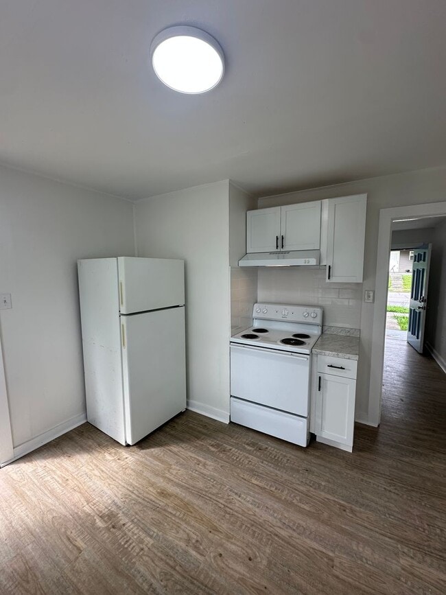 Foto del edificio - 601 E 7th St