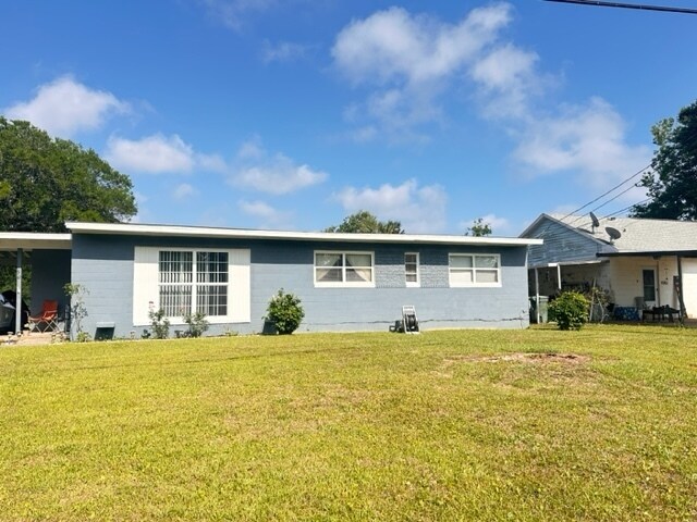 Foto del edificio - Charming affordable 3/1.5 House minutes from NAS Pensacola & Corry Station