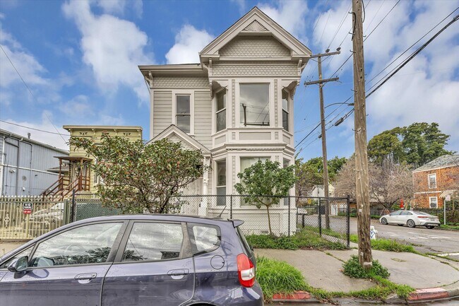 Foto del edificio - 1237 Campbell St