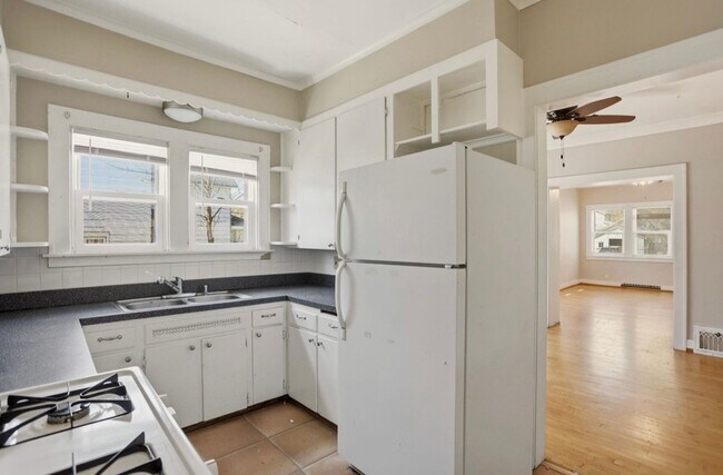 Foto del edificio - 916 S Webster St