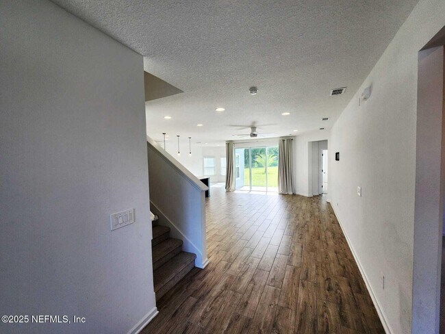 Foto del edificio - 577 Archstone Wy