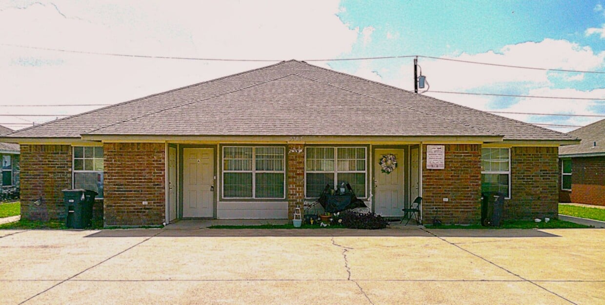 Primary Photo - 3707 Littleleaf Dr