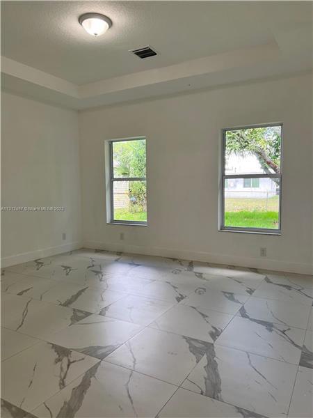 2531 NW 16th Ct photo'