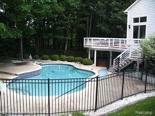 Foto del edificio - 6255 Whispering Meadows Dr