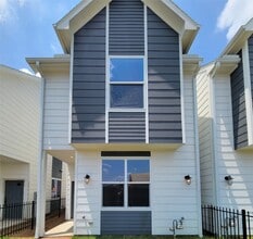 Building Photo - 1542 W Tidwell Rd