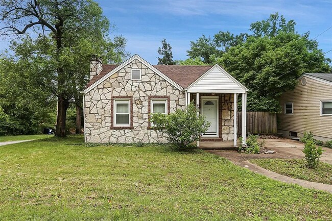 Frente de la casa - 806 Elsworth Pl