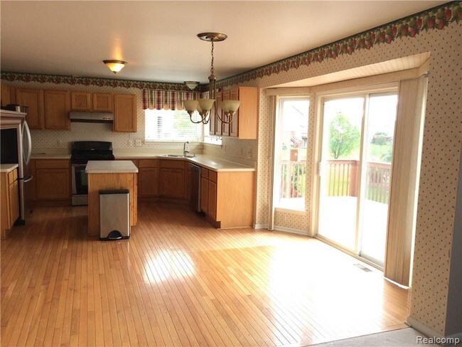 Foto del edificio - 2315 Boulder Ridge Blvd