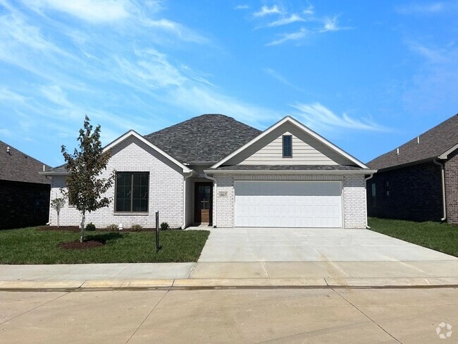 Building Photo - 1817 Wes Milligan Ln
