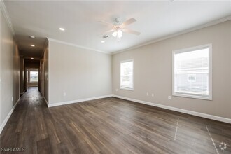Building Photo - 1850 Welk St