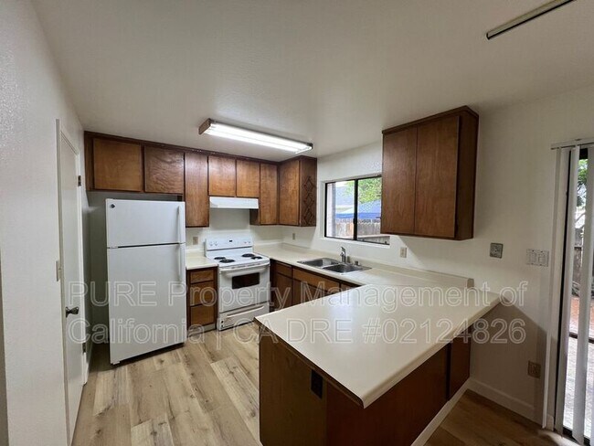 Building Photo - 622 Capps Ln