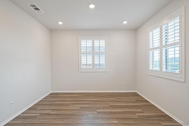 Foto del edificio - Beautiful and Spacious 5 Bedroom House in ...