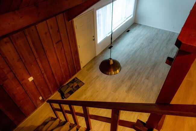 Foto del edificio - 1072 SW E Ave