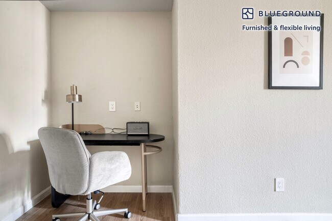 Building Photo - 1608 Hope Dr