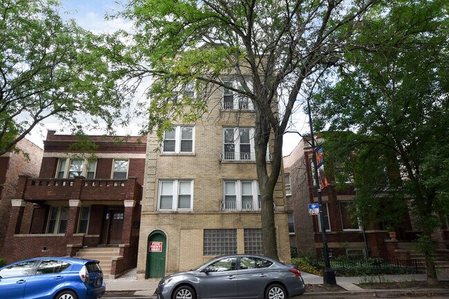 Foto del edificio - 4248 N Damen Ave