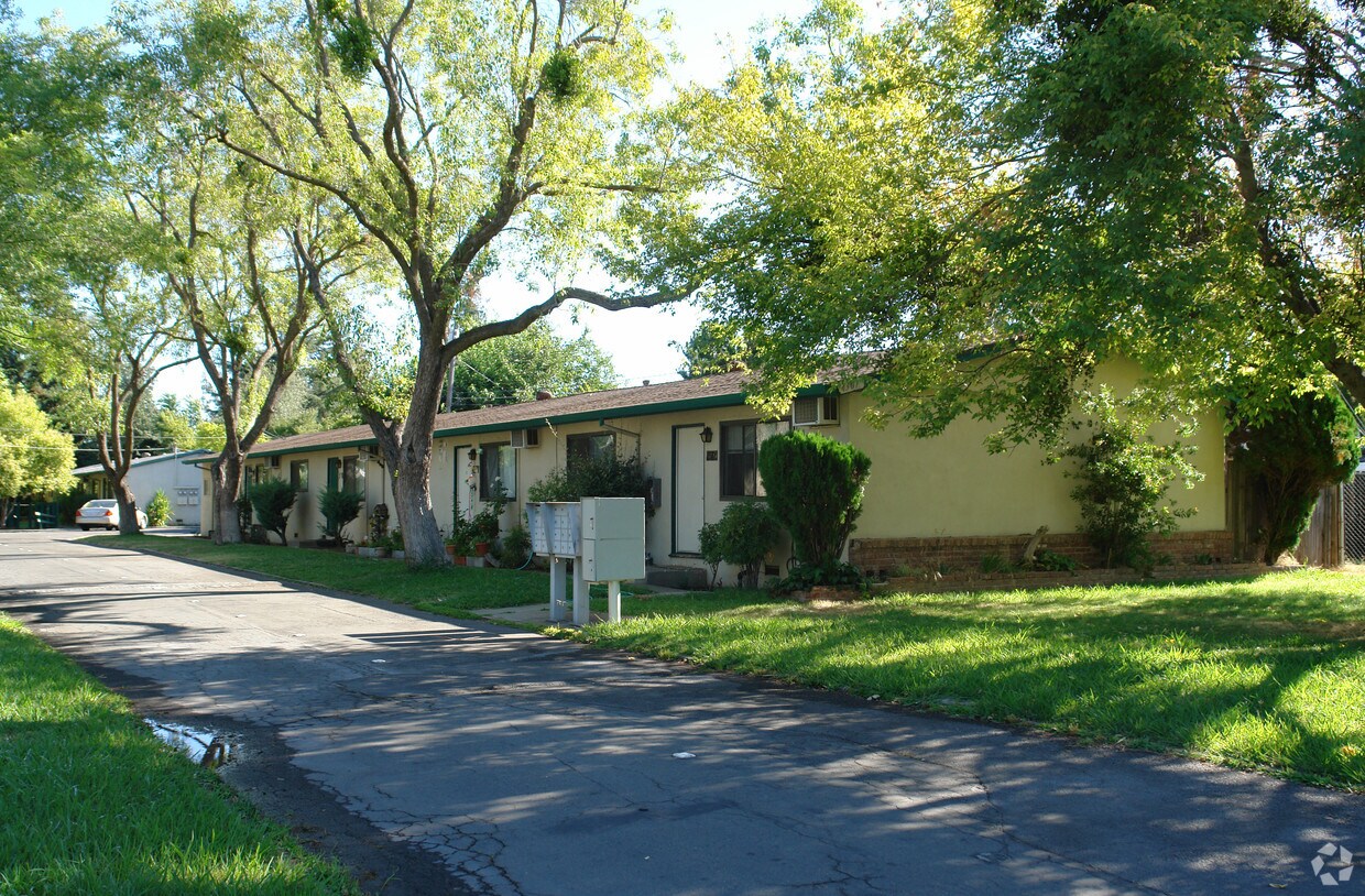 Foto del edificio - 4301-4307 Pasadena Ave