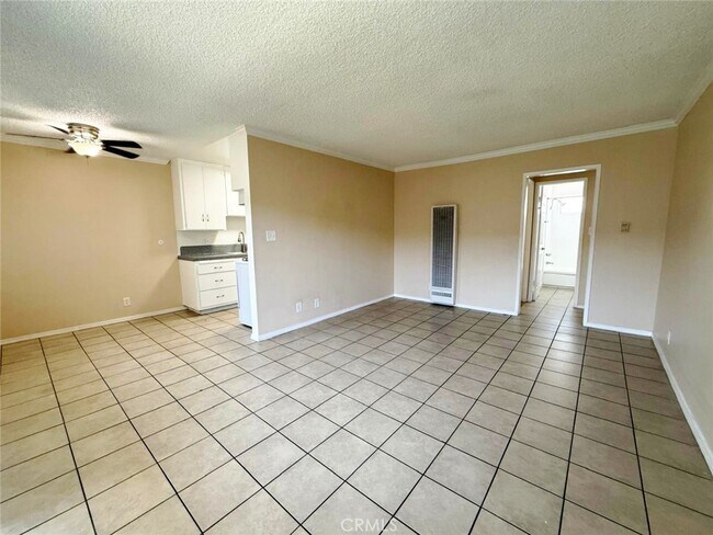 Foto del edificio - 8371 Northgate Ave