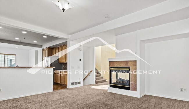 Foto del edificio - Serene Ridgeview at Stetson Hills neighborhood 6 bedroom, 3.5 bathroom, 2 car garage and AC