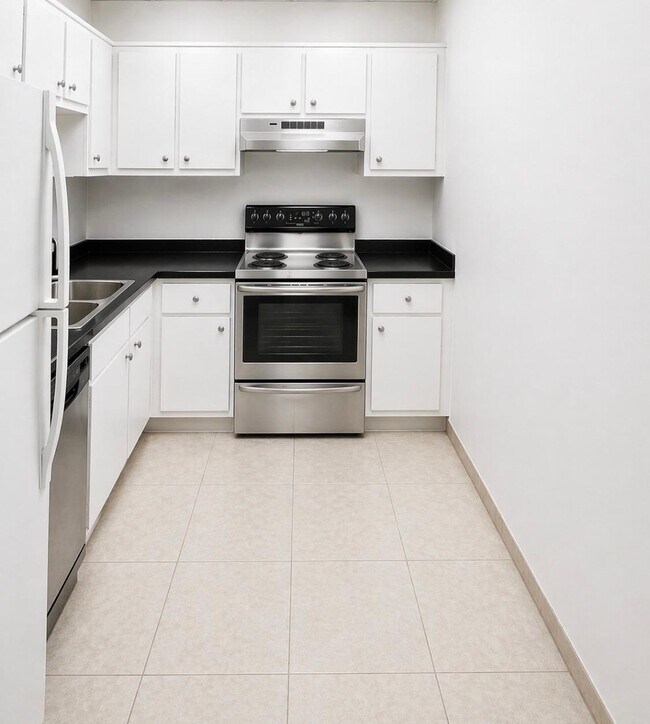 Foto del edificio - 901 Hillcrest Dr