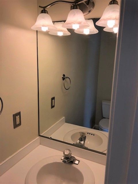 Foto del edificio - 941 Sumac Cir