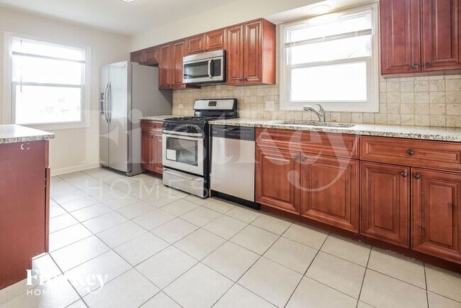 Foto del edificio - 640 N Edgewood Ave