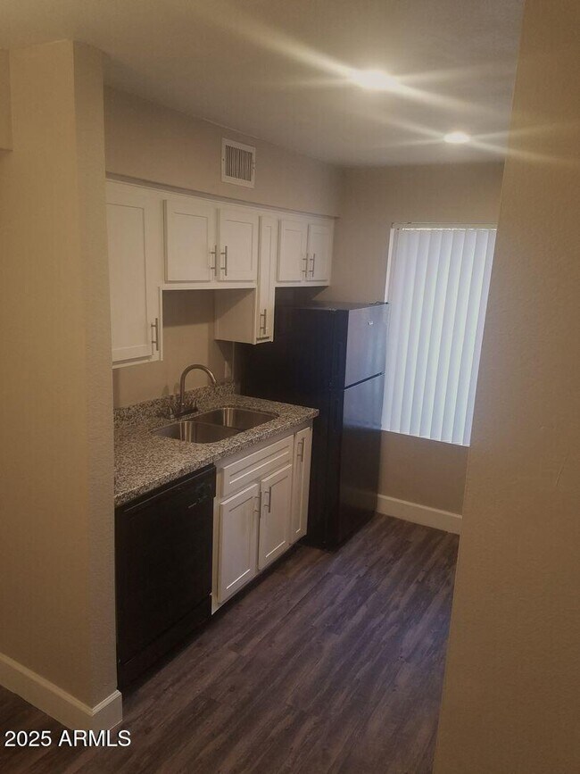 Foto del edificio - 12231 N 19th St