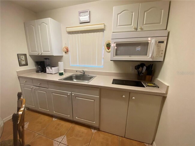 Building Photo - 778 Orchid Dr