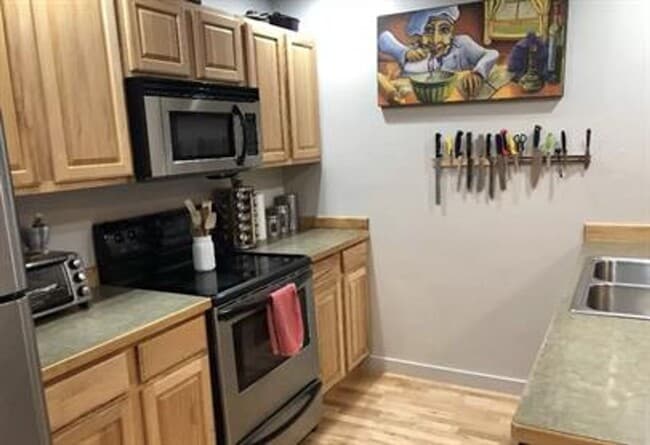 Building Photo - 3 bedroom 2 1/2 bath in Bozeman