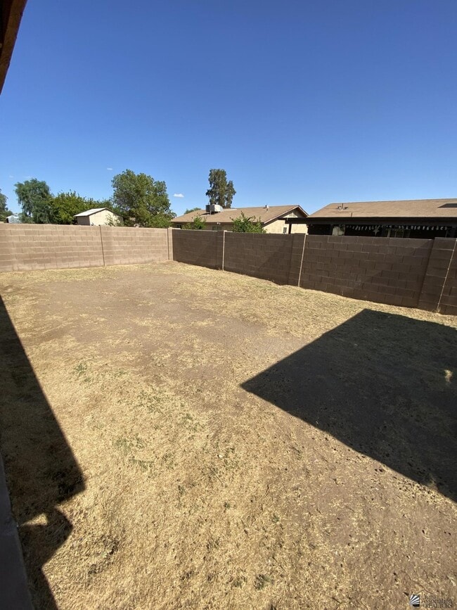 Building Photo - 4839 W 18th Ln