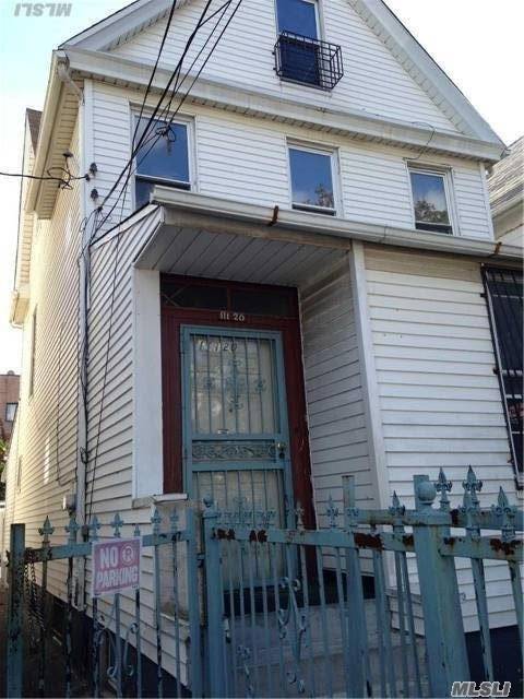 Primary Photo - 111-20-111-39 39th Ave